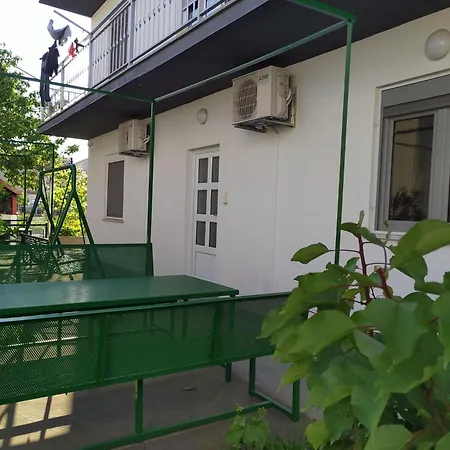 Apartment M M